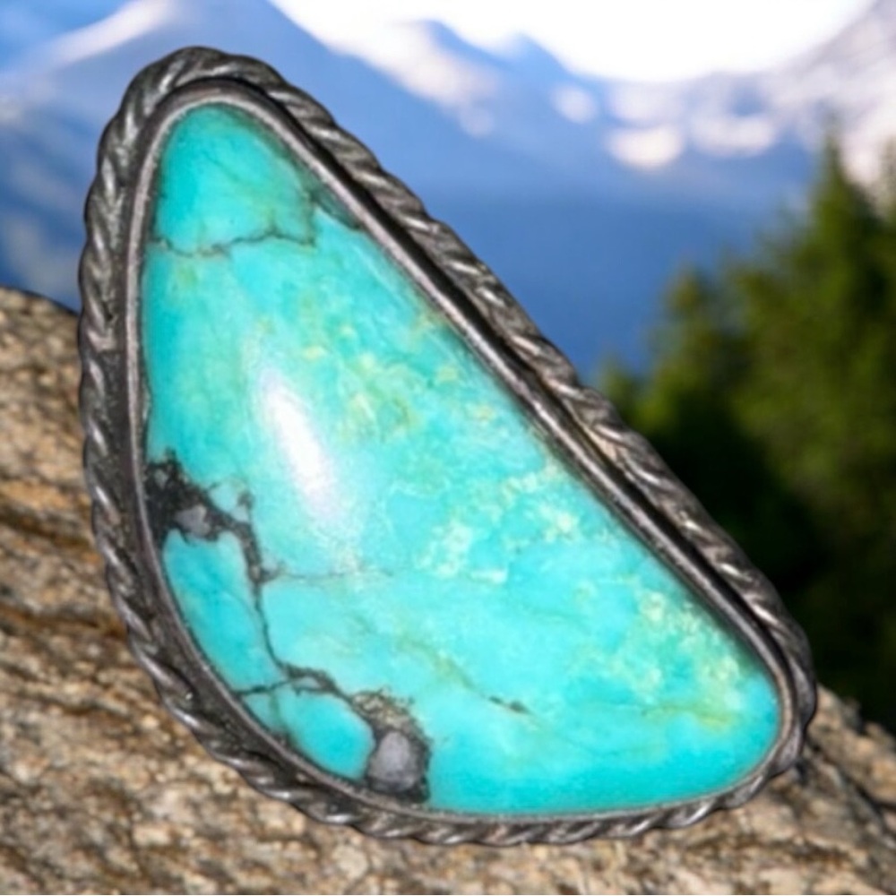 🟠Vintage Tarnished Sterling Silver Genuine Turquoise Ring